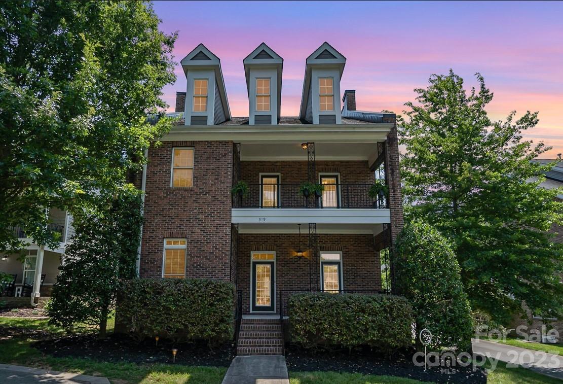 319 Spring Street Davidson, NC 28036 - Photo 1 of 45 Gallery Image 1