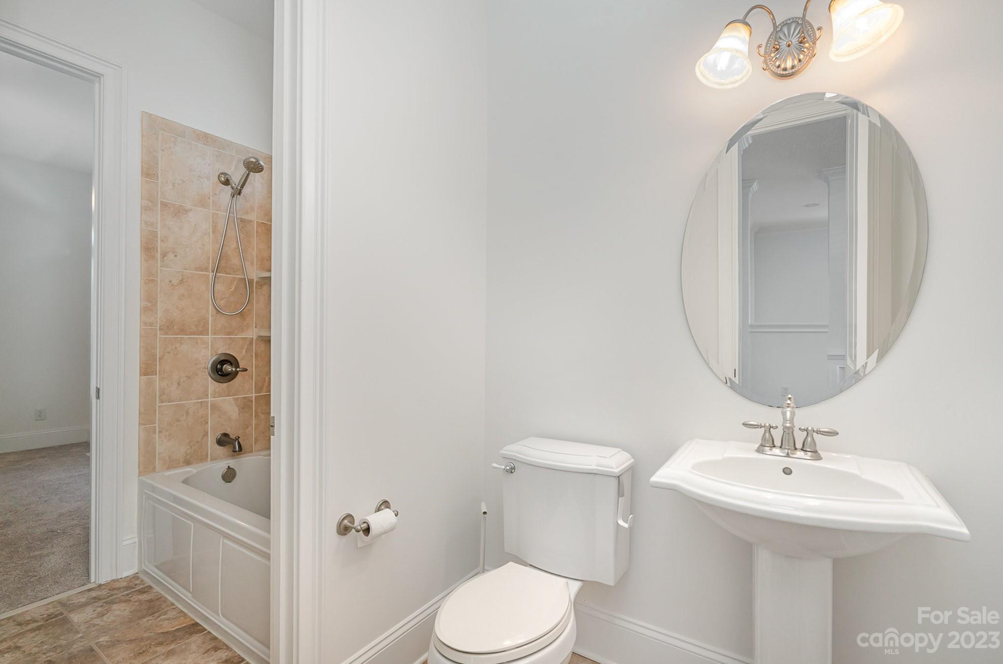 319 Spring Street Davidson, NC 28036 - Photo 12 of 45 Gallery Image 12