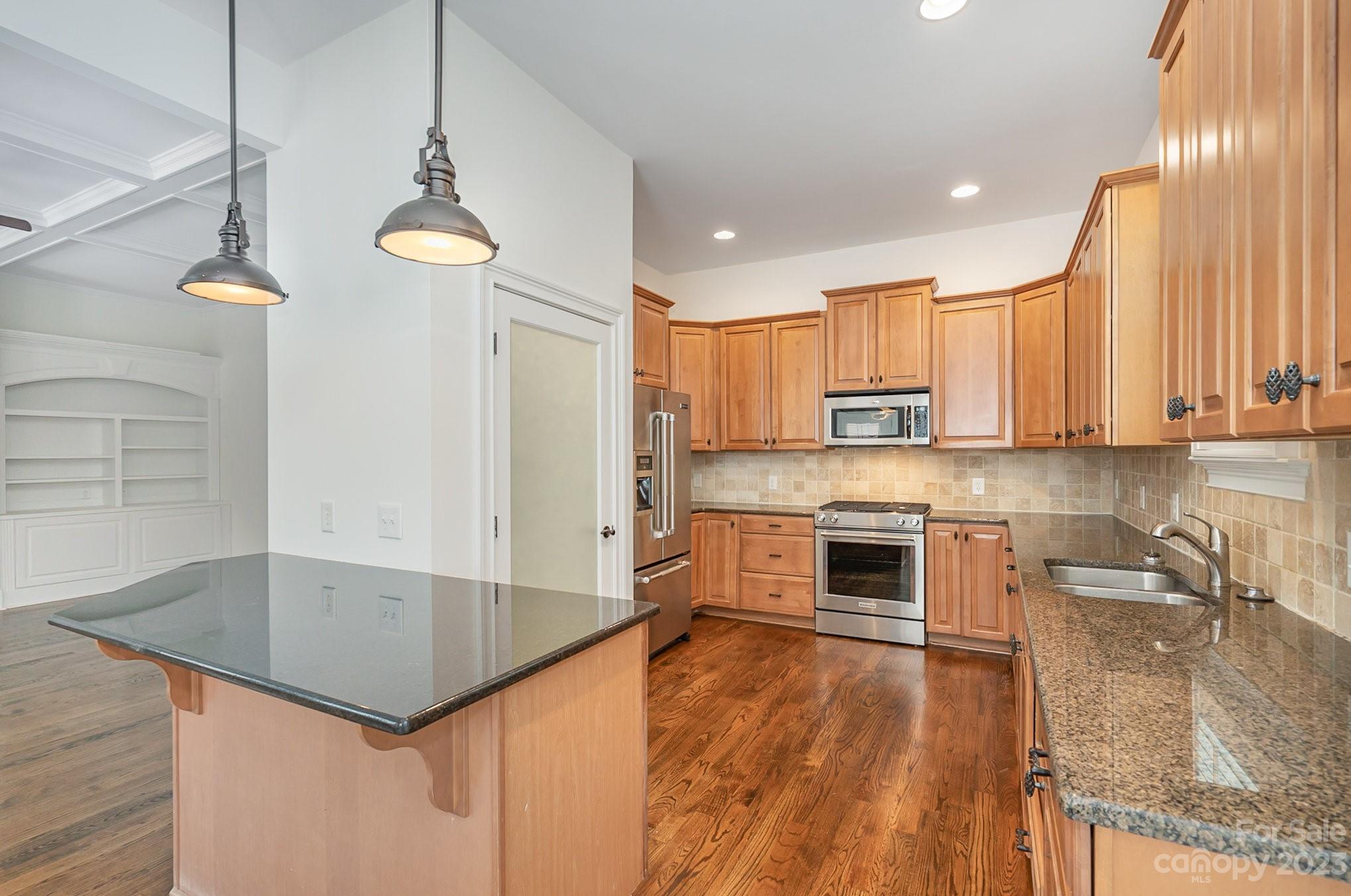 319 Spring Street Davidson, NC 28036 - Photo 17 of 45 Gallery Image 17