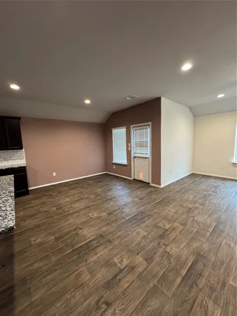 $2,100 | 8522 Aster Gln Way, Rosharon, TX 77583