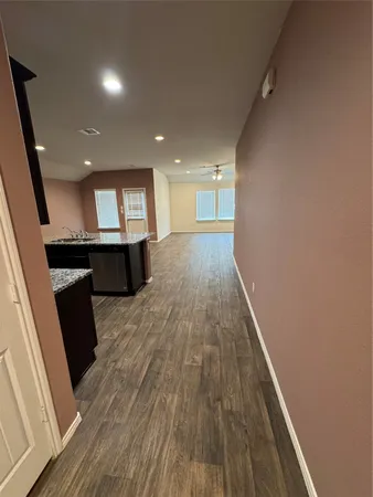 $2,100 | 8522 Aster Gln Way, Rosharon, TX 77583