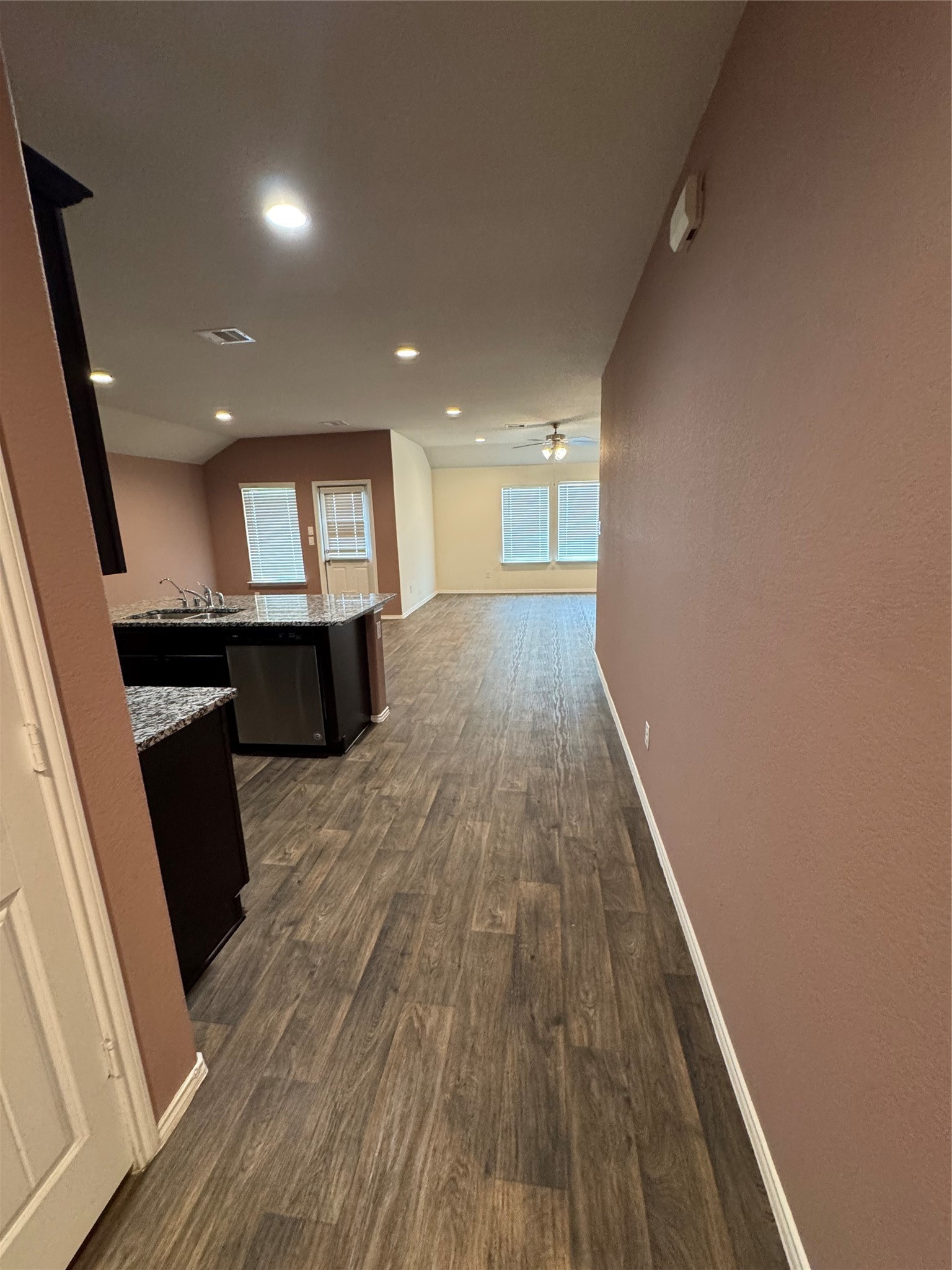 8522 Aster Gln Way Rosharon, TX 77583 - Photo 7 of 20