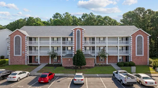 $235,000 | 4826 Innisbrook Court, Unit 902, Myrtle Beach, SC 29579