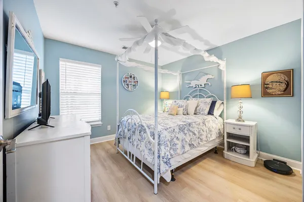$235,000 | 4826 Innisbrook Court, Unit 902, Myrtle Beach, SC 29579