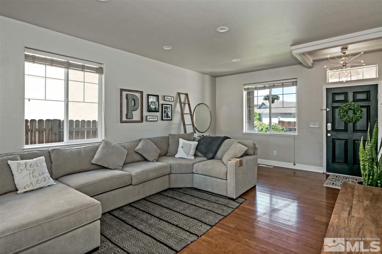 2330 Clementine Lane Reno, NV 89521 - Photo 7 of 32 a living room with furniture and a window