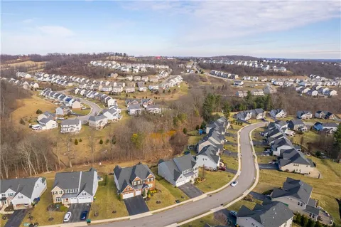 $799,900 | 4541 Walnut Ridge Circle, McDonald, PA 15057