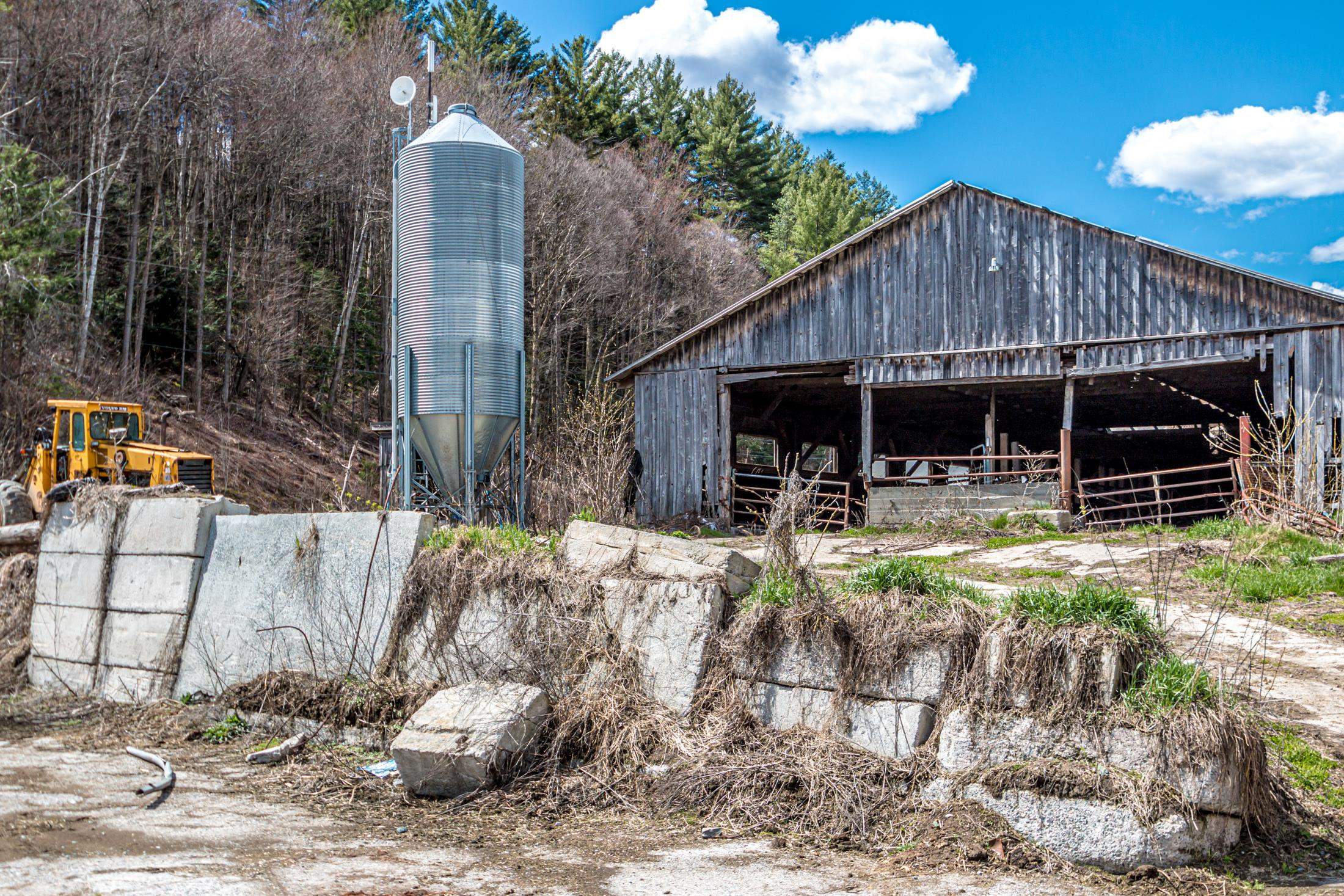7063 Highway 102 Guildhall, VT 05905 - Photo 33 of 58