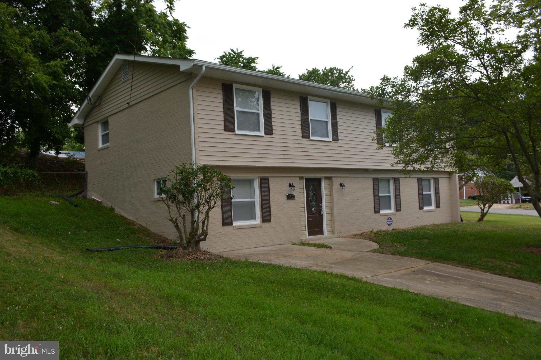 10001 Mike Road Fort Washington, MD 20744 - Photo 2 of 29 Exterior (Front)