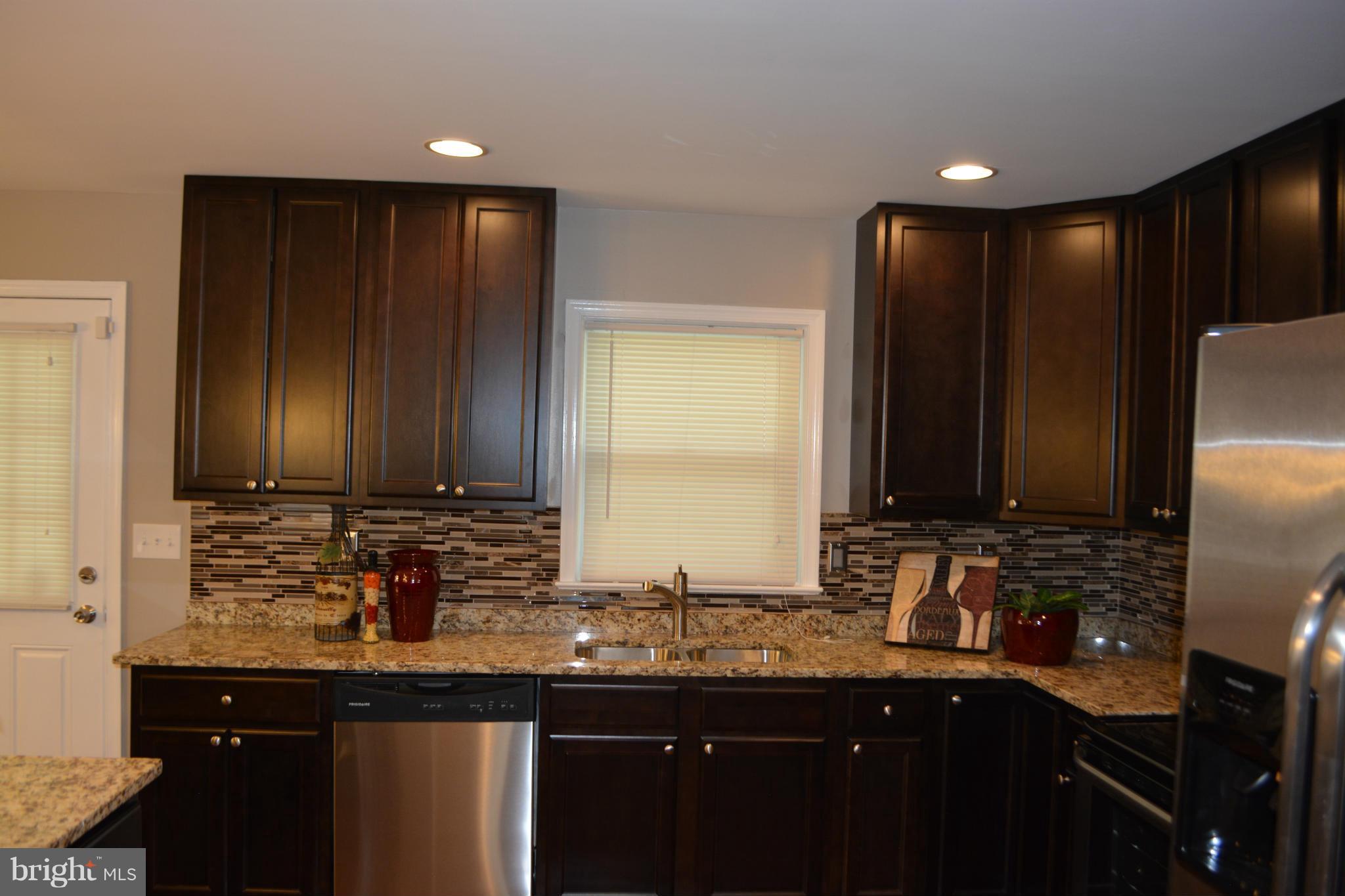 10001 Mike Road Fort Washington, MD 20744 - Photo 8 of 29 Kitchen