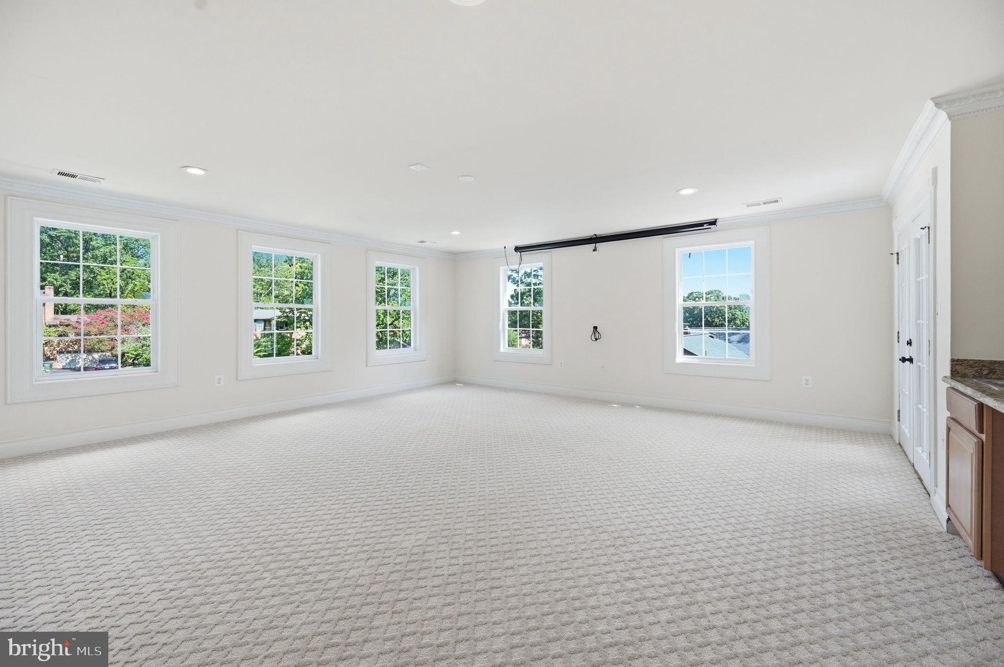 3209 Shoreview Road Triangle, VA 22172 - Photo 43 of 66 Gallery Image 43