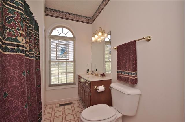 226 Lawrence Lane Springfield, TN 37172 - Photo 16 of 20 The 2nd Bath is just located off the Hallway, near the 2nd and 3rd Bedrooms.
