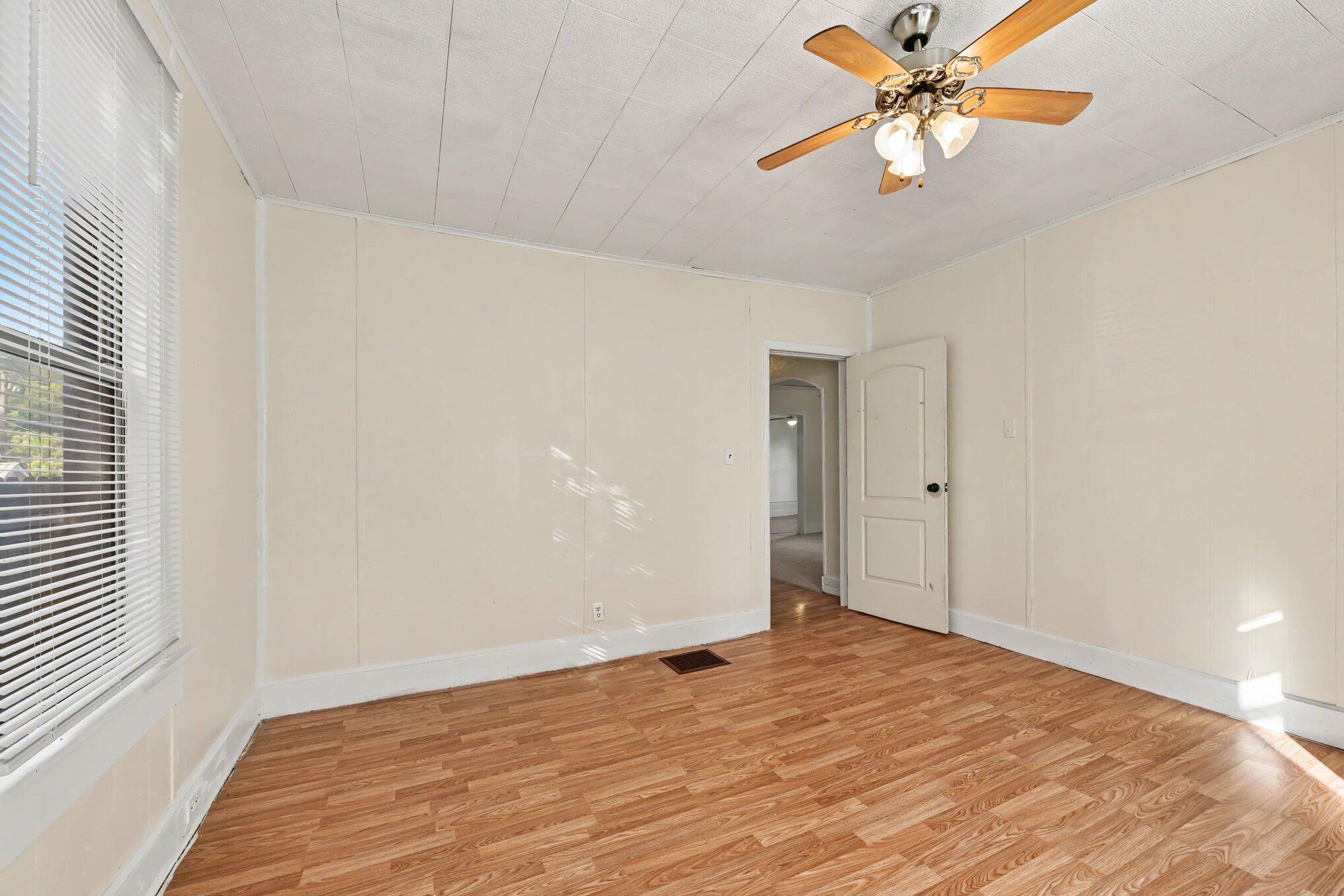 112 High Street Butler, KY 41006 - Photo 17 of 32 026_file_1602