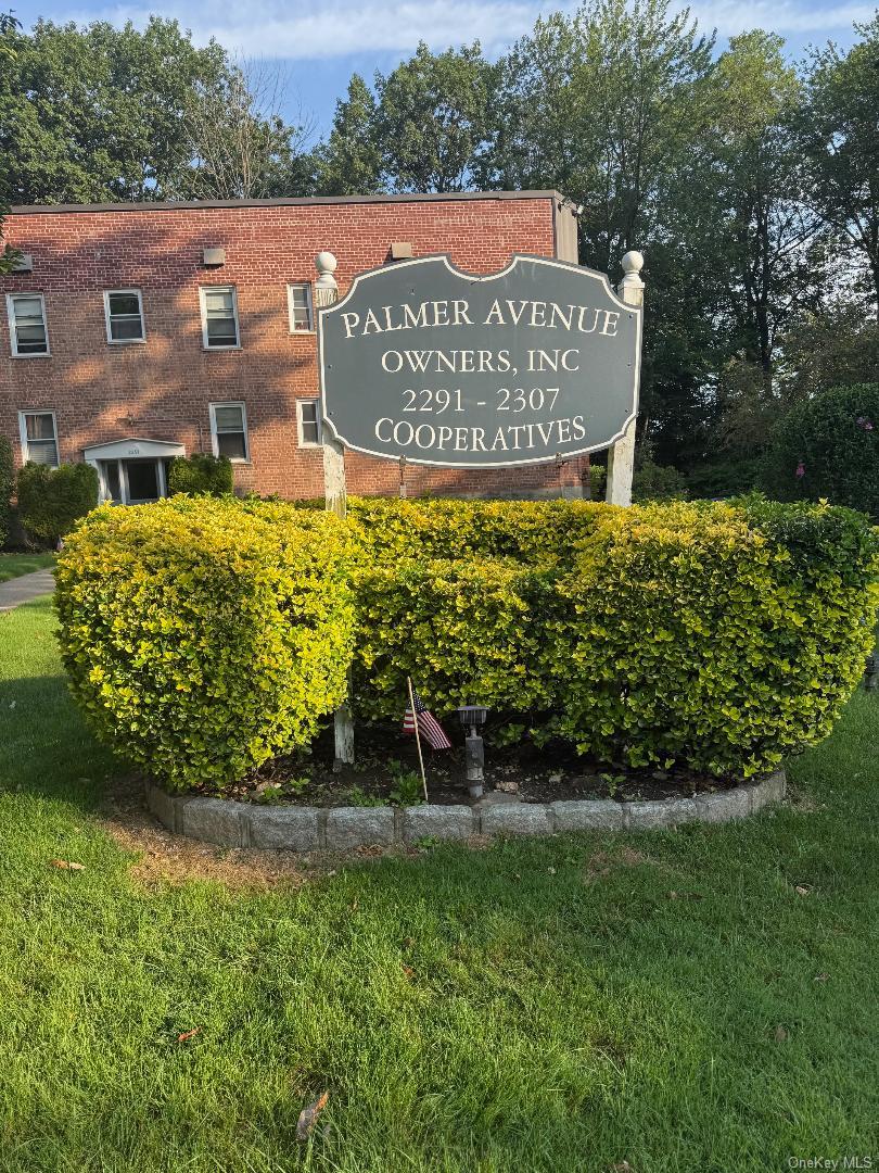2295 Palmer Avenue, Unit 1N New Rochelle, NY 10801 - Photo 12 of 16 a view of a back yard with potted plants