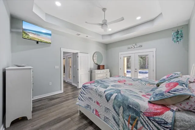 $950,000 | 5923 Michael Drive, Milton, FL 32583