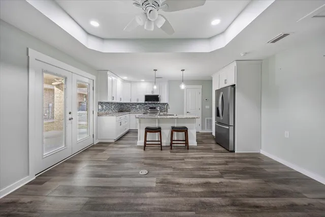 $950,000 | 5923 Michael Drive, Milton, FL 32583