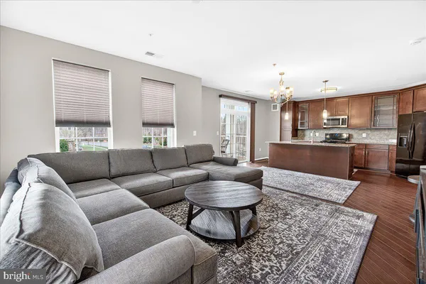 $380,000 | 3911 Doc Berlin Drive, Unit 37, Silver Spring, MD 20906