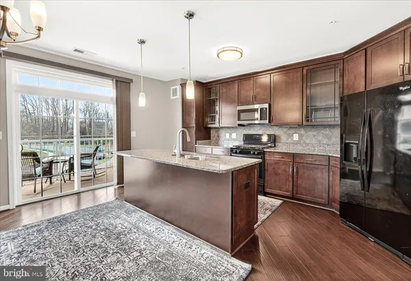 $380,000 | 3911 Doc Berlin Drive, Unit 37, Silver Spring, MD 20906