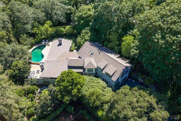 $9,995,000 | 19 Woodside Way, Ross, CA 94957