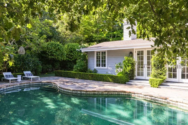 $9,995,000 | 19 Woodside Way, Ross, CA 94957