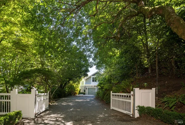 $9,995,000 | 19 Woodside Way, Ross, CA 94957