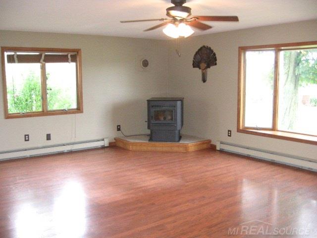 6376 Cribbins Road Croswell, MI 48422 - Photo 8 of 35 31300663-7.JPG