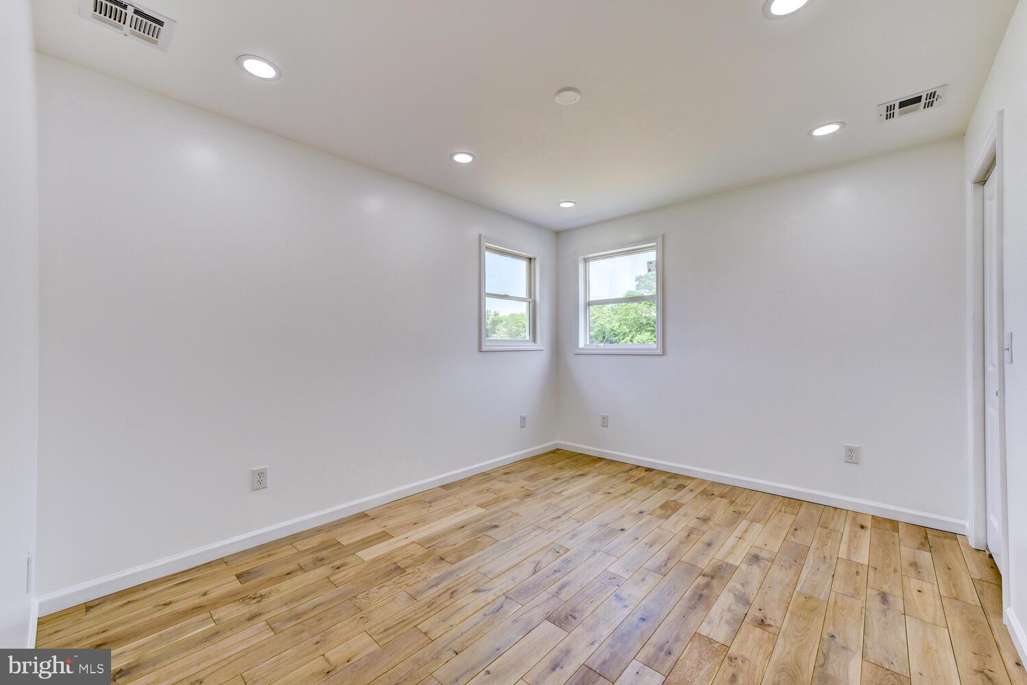 257 Pennington - Hopewell Road Hopewell, NJ 08525 - Photo 43 of 78 Bedroom 3