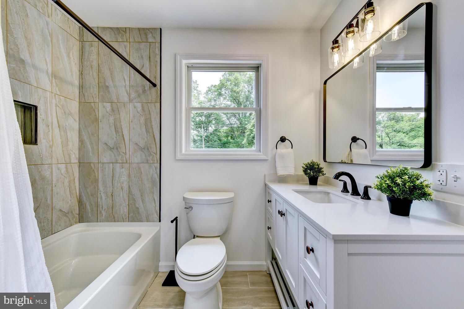 257 Pennington - Hopewell Road Hopewell, NJ 08525 - Photo 46 of 78 Full Bathroom