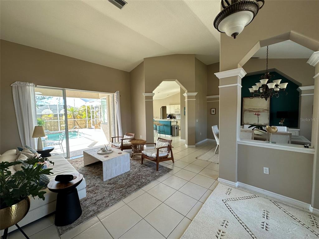 4580 Crystal Road Venice, FL 34293 - Photo 5 of 23