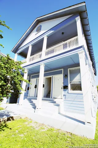 a view of a white building