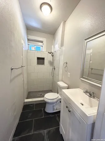 $800 | 1716 North Olive Street, Unit 3, San Antonio, TX 78208