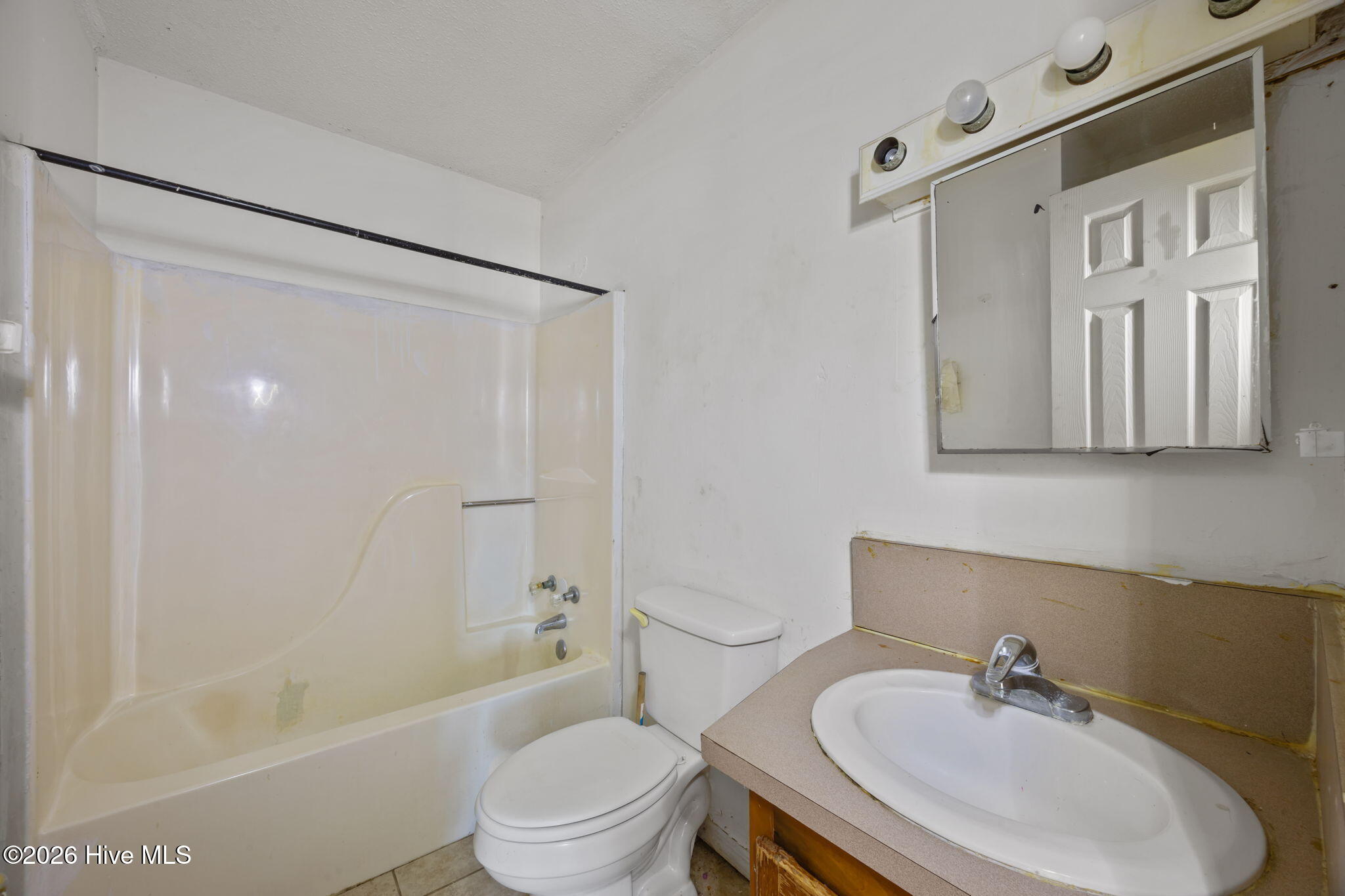 270 Smith Creek Road Vandemere, NC 28587 - Photo 16 of 37 Guest Bathroom