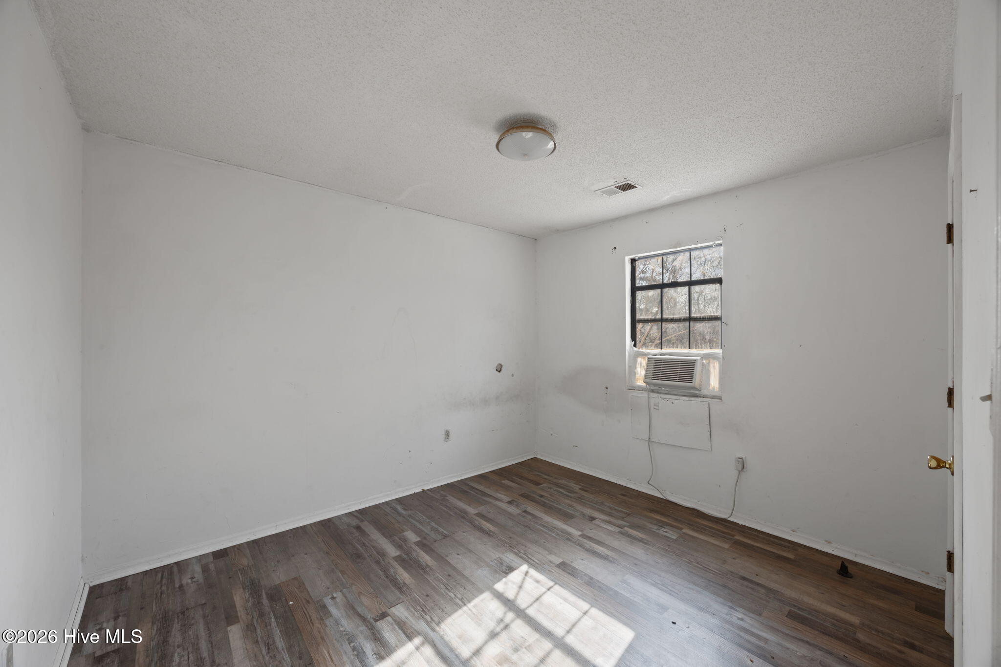 270 Smith Creek Road Vandemere, NC 28587 - Photo 22 of 39 22-web-or-mls-0C0A2668