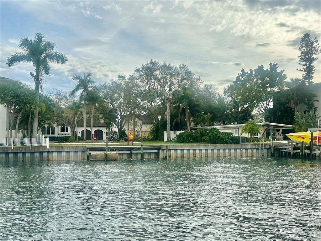 52 Sandpiper Road Tampa, FL 33609 - Photo 6 of 8