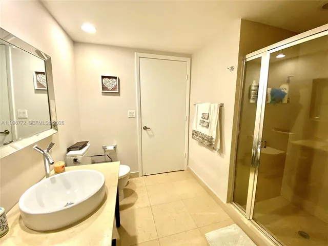 $960,000 | 495 Brickell Avenue, Unit 1205, Miami, FL 33131