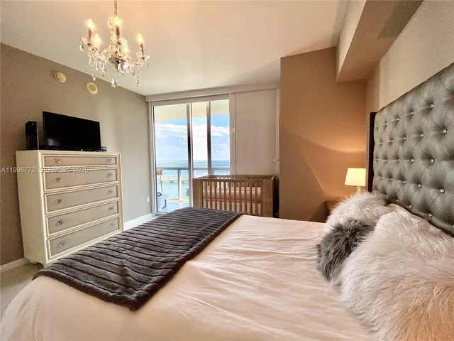 $960,000 | 495 Brickell Avenue, Unit 1205, Miami, FL 33131