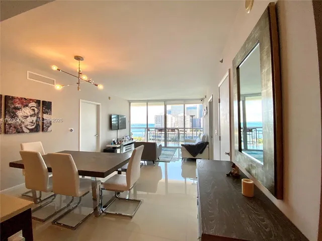 $960,000 | 495 Brickell Avenue, Unit 1205, Miami, FL 33131