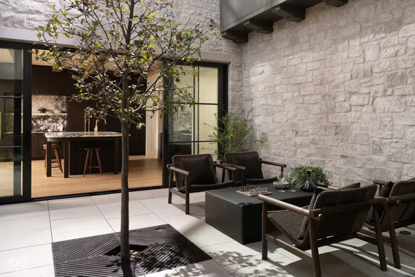 $4,450,000 | 1445 Chatham Rdg Court, Westfield, IN 46074