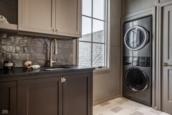 $4,450,000 | 1445 Chatham Rdg Court, Westfield, IN 46074