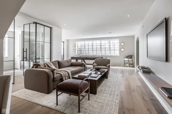 $4,450,000 | 1445 Chatham Rdg Court, Westfield, IN 46074
