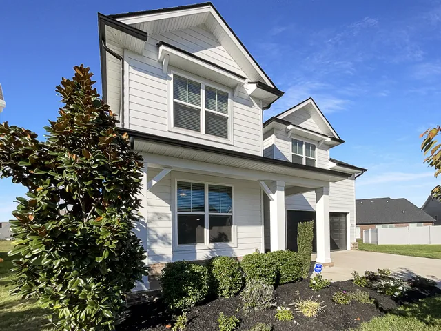 $567,000 | 810 Gladiolus Drive, Smyrna, TN 37167