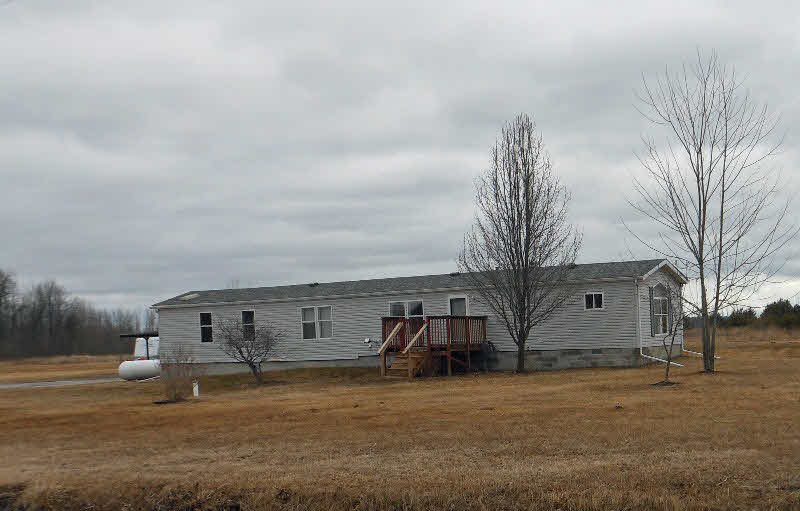 2530 North Nine Mile Road Pinconning, MI 48650 - Photo 2 of 11