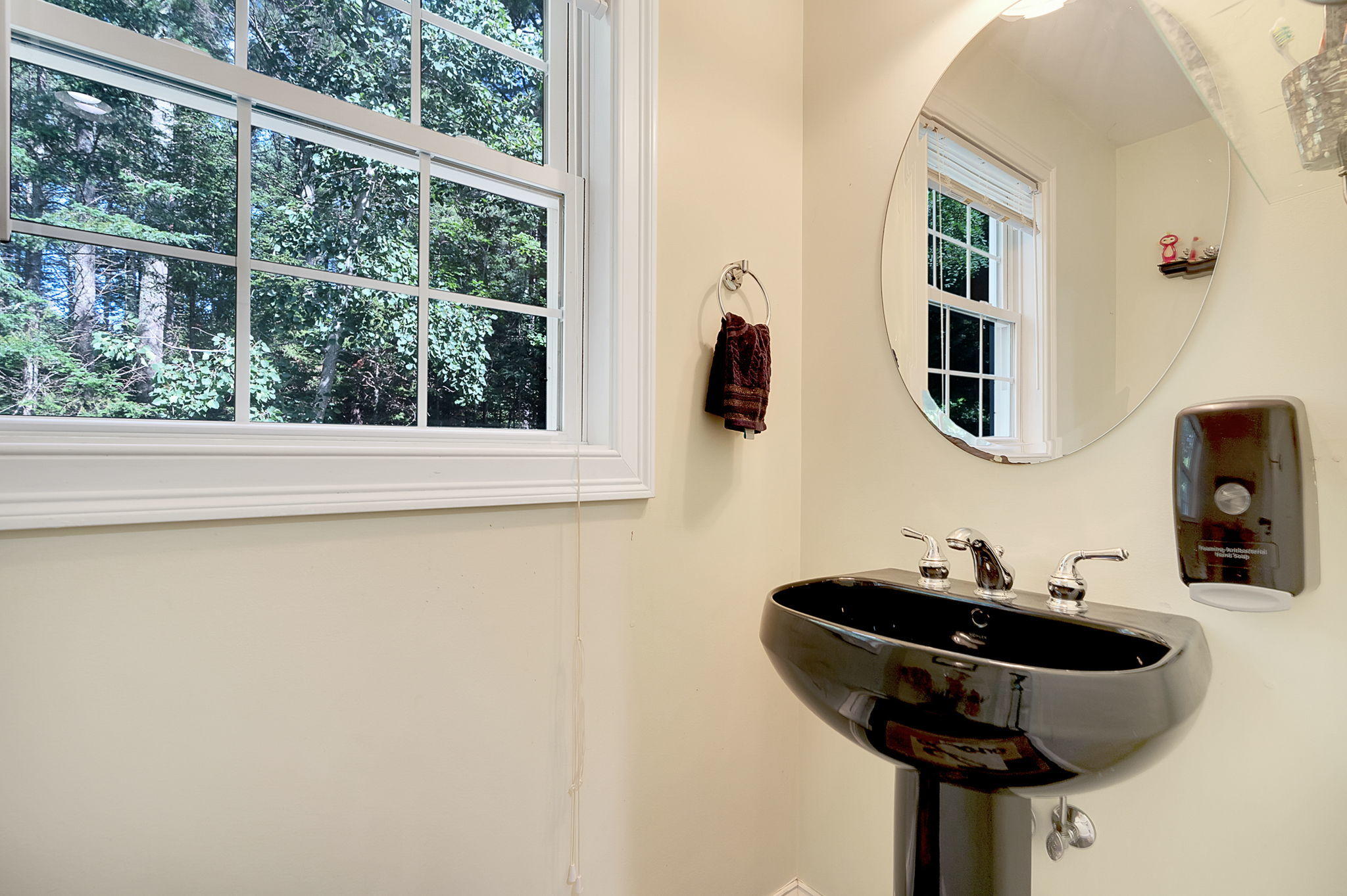 20 Evergreen Farms Road Scarborough, ME 04074 - Photo 5 of 46 6-web-or-mls-20EvergreenFarms-6