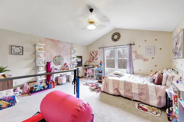 $379,900 | 715 Edge Point Court, De Pere, WI 54115