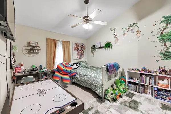 $379,900 | 715 Edge Point Court, De Pere, WI 54115