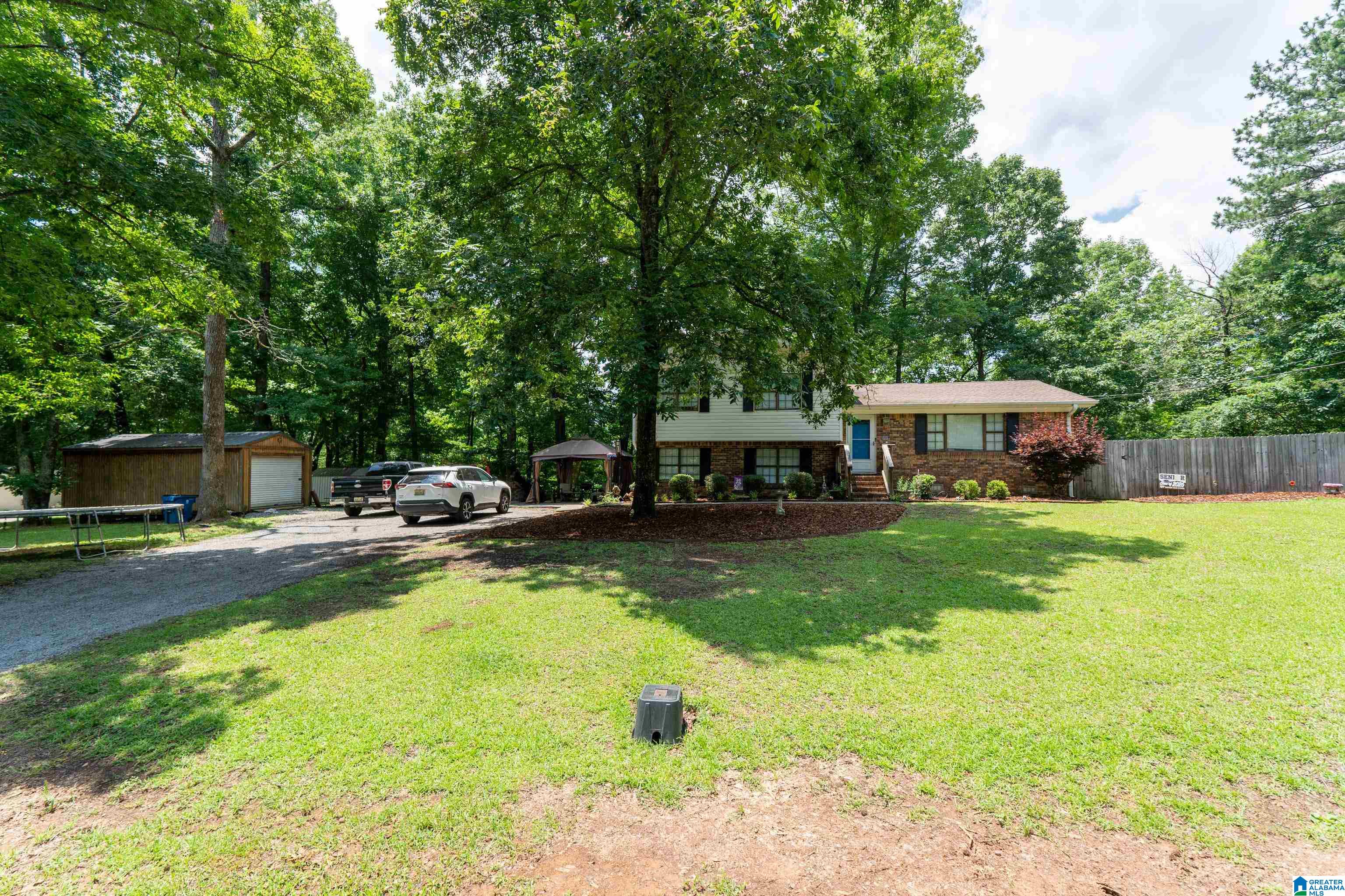 325 Ridgewood Drive Hayden, AL 35079 - Photo 9 of 67