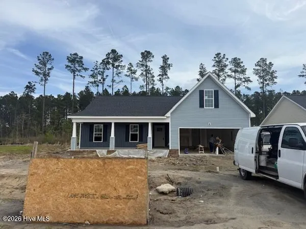 $330,000 | 825 Hidden Brg Drive, Jacksonville, NC 28546