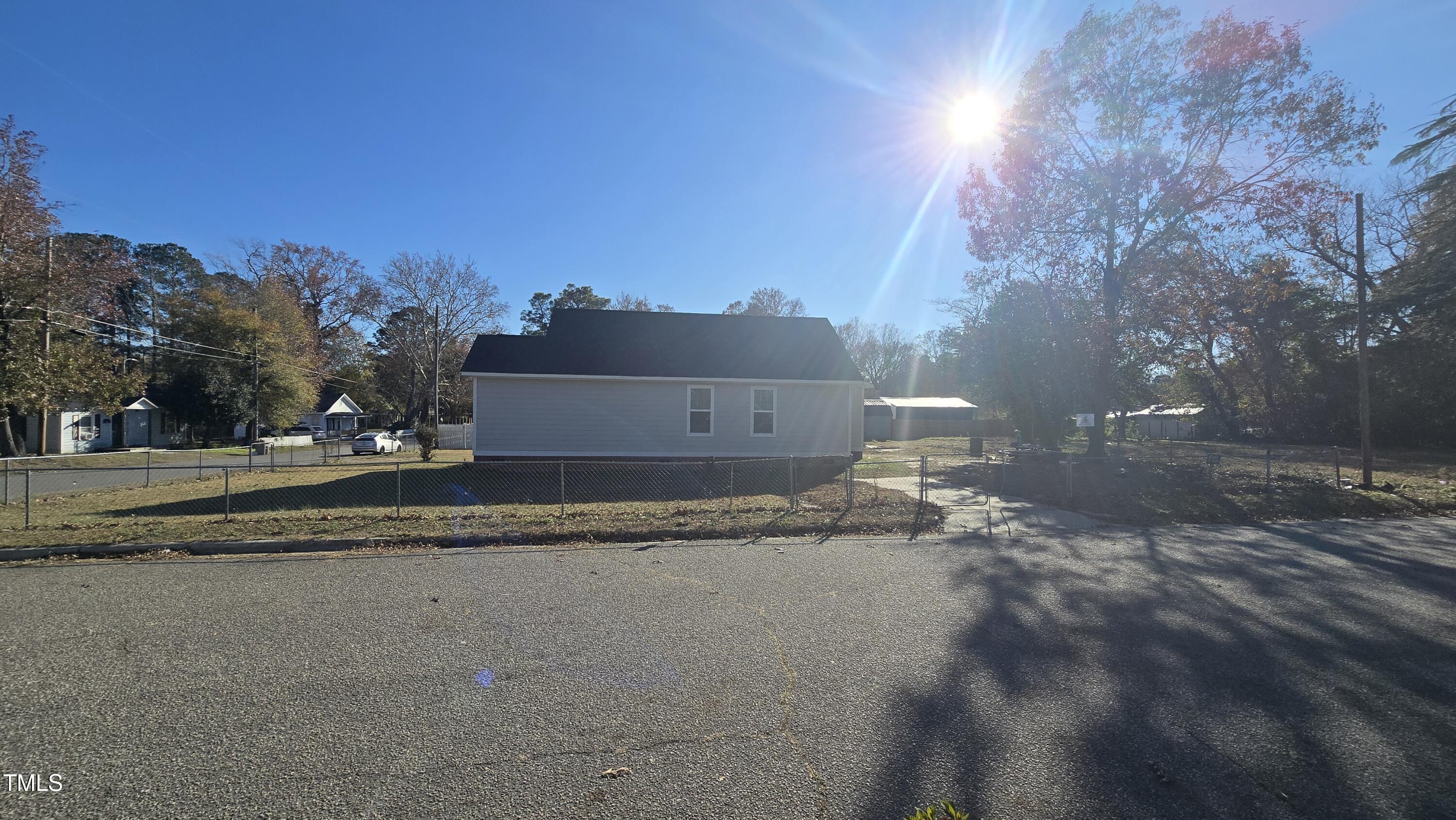 200 South Rozier Street Lumberton, NC 28358 - Photo 5 of 38 20241207_142201