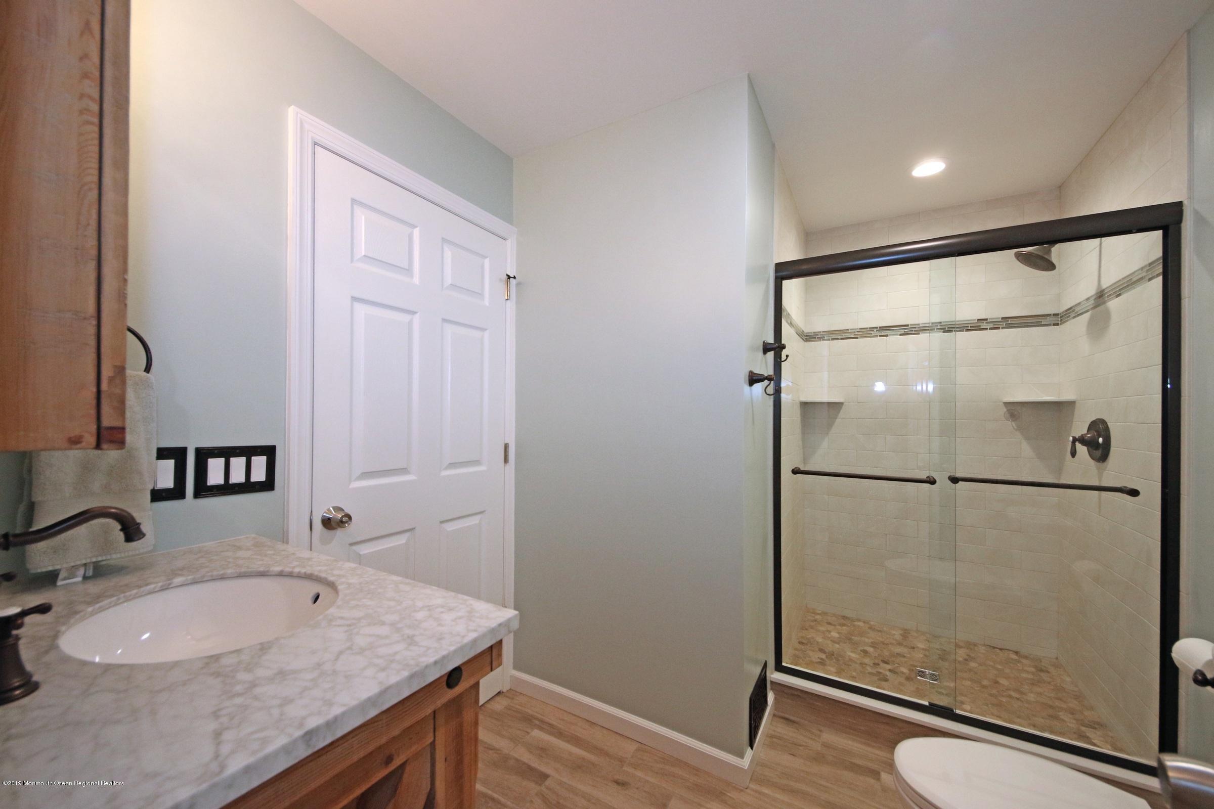 9 Lone Oak Road Middletown, NJ 07748 - Photo 17 of 25 Custom Tile Work in MB