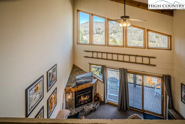 $950,000 | 270 Elk Hill Drive, Banner Elk, NC 28604