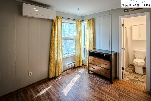 $950,000 | 270 Elk Hill Drive, Banner Elk, NC 28604